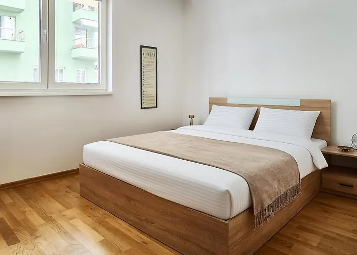 Urban Retreat Modern 2br Lägenhet